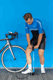 cycling mantel mantelmoment flat tyre fietsband