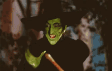hahaha witch green witch wizard of oz