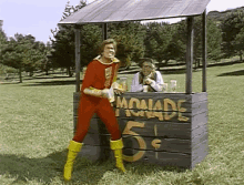 Excited Lemonade Stand GIF - Excited Lemonade Stand Cant Fly GIFs