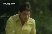 Mahesh Running Style In Nijam Movie.Gif GIF - Mahesh Running Style In Nijam Movie Mahesh Babu Nijam GIFs