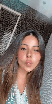 Zainab Selfie GIF - Zainab Selfie Peace GIFs