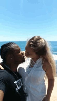 Terrell Lacey GIF - Terrell Lacey Cabo GIFs