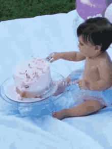 Baby Cake GIF - Baby Cake Playing GIFs