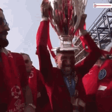 Bobby Liverpool GIF - Bobby Liverpool Trophy GIFs