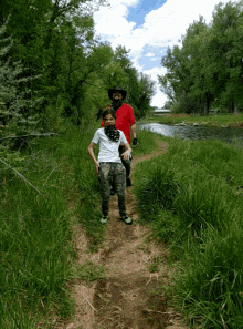 Father And Daughtre Pose GIF - Father And Daughtre Pose Cowboy GIFs