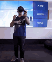 Playing Vr Virtual Reality GIF - Playing Vr Virtual Reality Playing GIFs