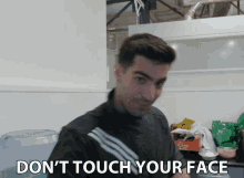 Dont Touch Your Face Revenge GIF - Dont Touch Your Face Revenge Flyquest GIFs