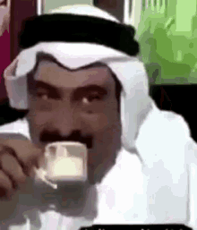 khaleeji saudi tea sipping relax