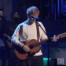 Playing Guitar Ed Sheeran GIF - Playing Guitar Ed Sheeran Saturday Night Live GIFs