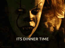Pennywise Spooky GIF - Pennywise Spooky Dinner Time GIFs