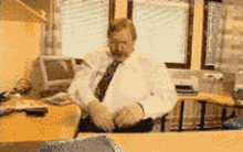 Mad Annoyed GIF - Mad Annoyed Office Rage GIFs