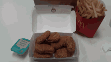 Mcdonalds Spicy Chicken Mcnuggets GIF - Mcdonalds Spicy Chicken Mcnuggets Fast Food GIFs