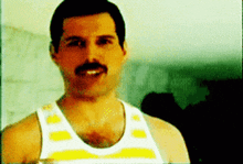 Freddie Mercury Cigarette GIF - Freddie Mercury Cigarette Se La Pète GIFs
