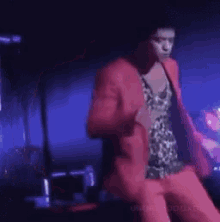 Bruno Mars Turn Around GIF - Bruno Mars Turn Around Dancing GIFs