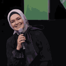 Siti Nurhaliza Happy GIF - Siti Nurhaliza Happy Laugh GIFs