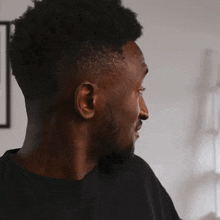 There We Go Marques Brownlee GIF - There We Go Marques Brownlee There It Is GIFs