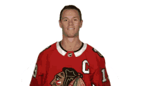 thumbs up two thumbs up you got it jonathan toews nhl