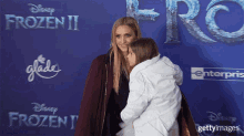 Smile Mother GIF - Smile Mother Daughter GIFs