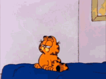 Garfield Muscle GIF - Garfield Muscle Buff GIFs