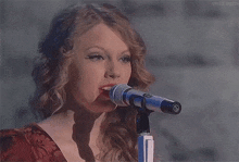 Taylor Swift Stage GIF - Taylor Swift Stage Live GIFs