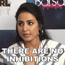 There Are No Inhibitions Hina Khan GIF - There Are No Inhibitions Hina Khan Pinkvilla GIFs