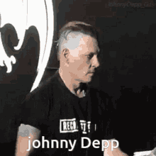 Johnny Depp Rock On GIF - Johnny Depp Rock On Legend GIFs
