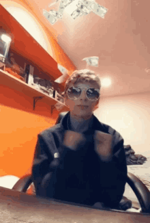 Cruwsen Clay Cruwsen V GIF - Cruwsen Clay Cruwsen V Clayton Is Very Epic GIFs