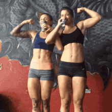 Fitness Girls Posing GIF - Fitness Girls Posing Two Girls GIFs