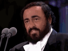 Blue Diamond Pavarotti Crypto Gemology GIF - Blue Diamond Pavarotti Pavarotti Crypto Gemology GIFs