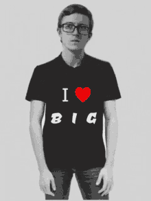 I Love Big Shirt GIF - I Love Big Shirt Design GIFs