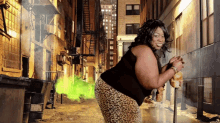 Fat Hungry Chick Fart GIF - Fat Hungry Chick Fart GIFs