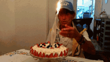 Fedez Birthday Cake GIF - Fedez Birthday Cake Whats This GIFs