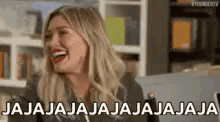 Hilary Duff Laughing GIF - Hilary Duff Laughing Dying GIFs