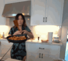 alinity cooking chicken beautiful soul