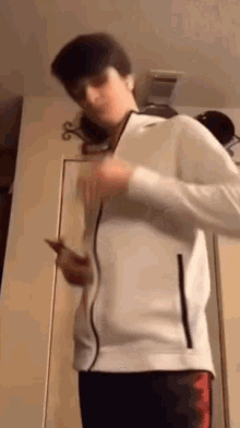 GIF