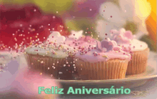 Feliz Aniversário GIF - Felizaniversario Parabens Cupcakes GIFs