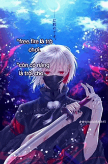 a man in a mask is holding a sword and says free fire is trò choi