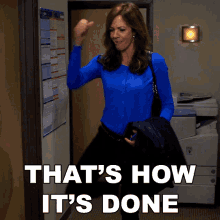 Thats How Its Done Allison Janney GIF - Thats How Its Done Allison Janney Bonnie GIFs