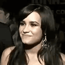 Demi Lovato Nodding GIF - Demi Lovato Nodding Wink GIFs