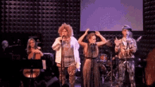 Jessicavosk Stretching GIF - Jessicavosk Vosk Stretching GIFs