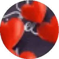 a blurry picture of a person wearing boxing gloves with the letter e on them