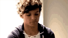 Imagine: ...........Breaking Up With Him. GIF - One Direction Louis Tomlinson GIFs