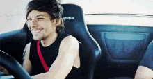 Louis Drive GIF - Louis Drive Smile GIFs