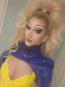 Ivory Towers Drag Queen Toronto Ivory GIF - Ivory Towers Drag Queen Toronto Ivory Towers GIFs