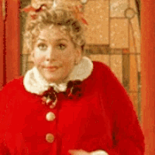Mrs Clause Happy Dance GIF - Mrs Clause Happy Dance Christmas Movies GIFs