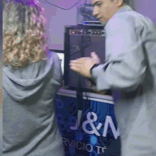 Jairo Karaoke Casa GIF