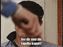 Kaputte Eigelbs GIF - Dumm Eigelbs Kneipenterroristen GIFs