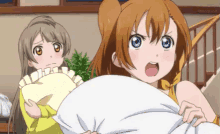 Honoka GIF - Honoka Pillow Fight Anime GIFs