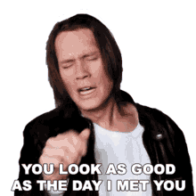 You Look As Good As The Day I Met You Pellek GIF - You Look As Good As The Day I Met You Pellek The Chainsmokers GIFs
