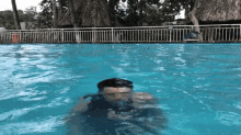 Mhien Bơi GIF
